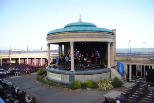 eastbourne bandstand singer songwriters summer concert5